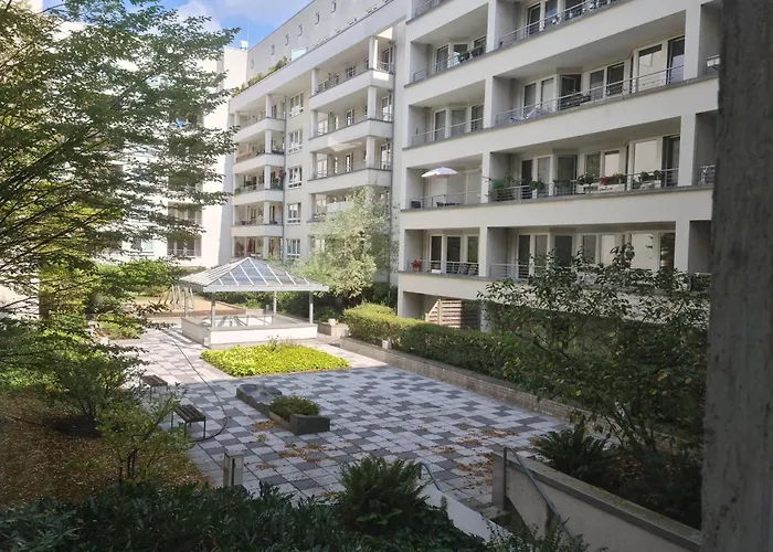 普拉泽边检站拓普杜密兹公寓式酒店